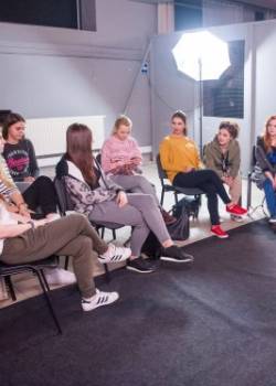 19 + - sezon 2 - odcinek 132