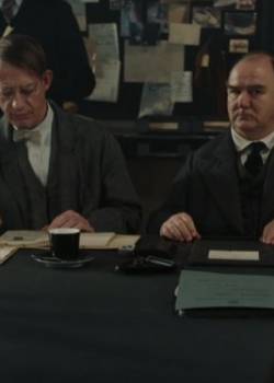 Babylon Berlin - sezon 1 - odcinek 12