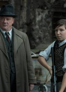 Babylon Berlin - sezon 1 - odcinek 13