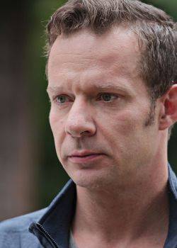 Blondynka - odcinek 63