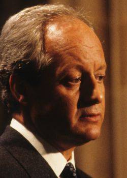 Dom z kart - odcinek 3