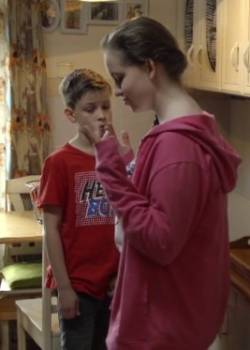 Fachowcy - sezon 1 - odcinek 6 (Tapeciarz/Tapicer)