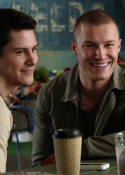 Faking it - sezon 2 - odcinek 14