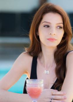 Interes - sezon 3 - odcinek 7 (Nieuczciwa konkurencja)