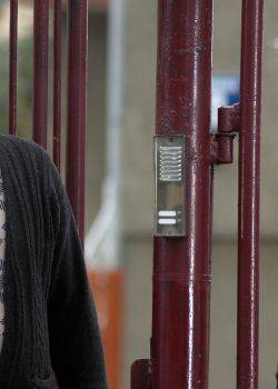 Oficerowie - odcinek 2 – Druga strona lustra