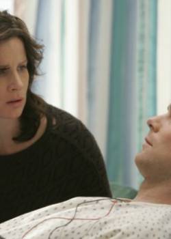 Sześć stóp pod ziemią - sezon 5 - odcinek 9