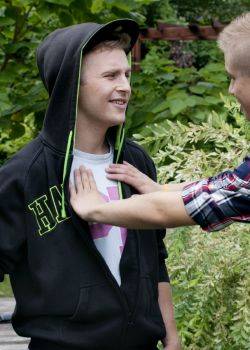 Szkoła życia - odcinek 9, Feralna impreza