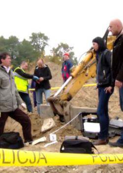 W-11 Wydział Śledczy - sezon 5 - odcinek 1372 (Głupie zabawy)