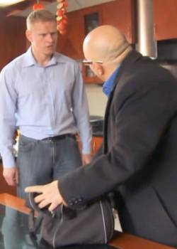 W-11 Wydział Śledczy - sezon 1 - odcinek 1015 (Dom na odludziu)