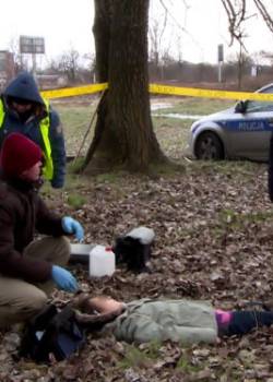 W-11 Wydział Śledczy - sezon 5 - odcinek 1367 (Bij mnie)