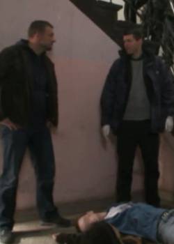 W-11 Wydział Śledczy - sezon 1 - odcinek 900 (W obronie)