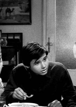 Wojna domowa - odcinek 11 - Co każdy chłopiec...