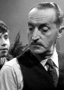 Wojna domowa - odcinek 2 - Bilet za fryzjera