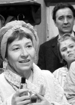 Wojna domowa - odcinek 9 - Dzień Matki