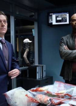 Zabójcza broń - sezon 1 - odcinek 13